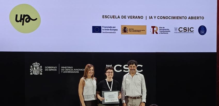 Elena Aguayo (CCHS)  ha sido galardonada con el segundo premio al mejor póster durante la Escuela de Verano y Conocimiento Abierto del CSIC