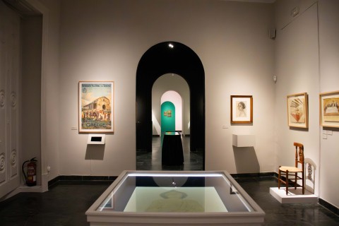 Exposición "Al bies: Las artistas y el diseño en la vanguardia española"