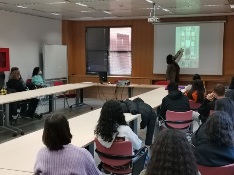 IES Mariano de Larra en la charla de Judith Farré el 14 de febrero de 2022