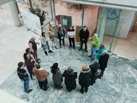 Recepción en el pasillo central del CCHS